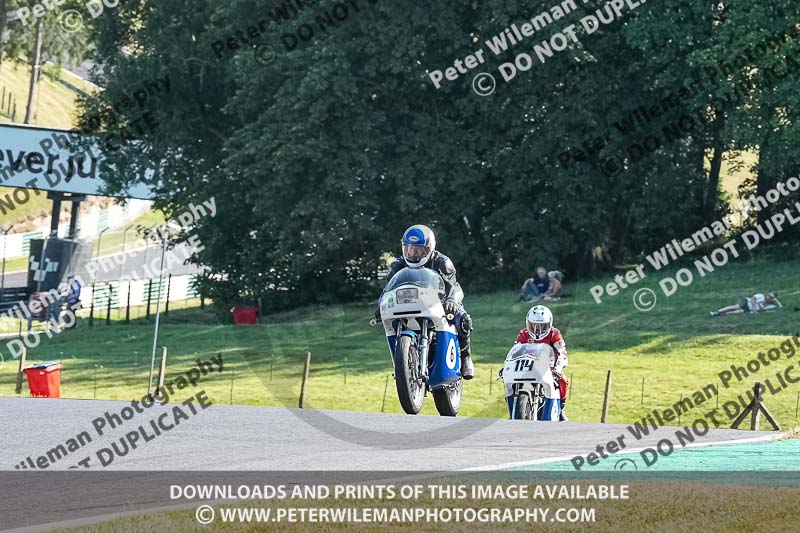 cadwell park;cadwell park photographs;cadwell trackday photographs;enduro digital images;event digital images;eventdigitalimages;peter wileman photography;racing digital images;trackday digital images;trackday photos